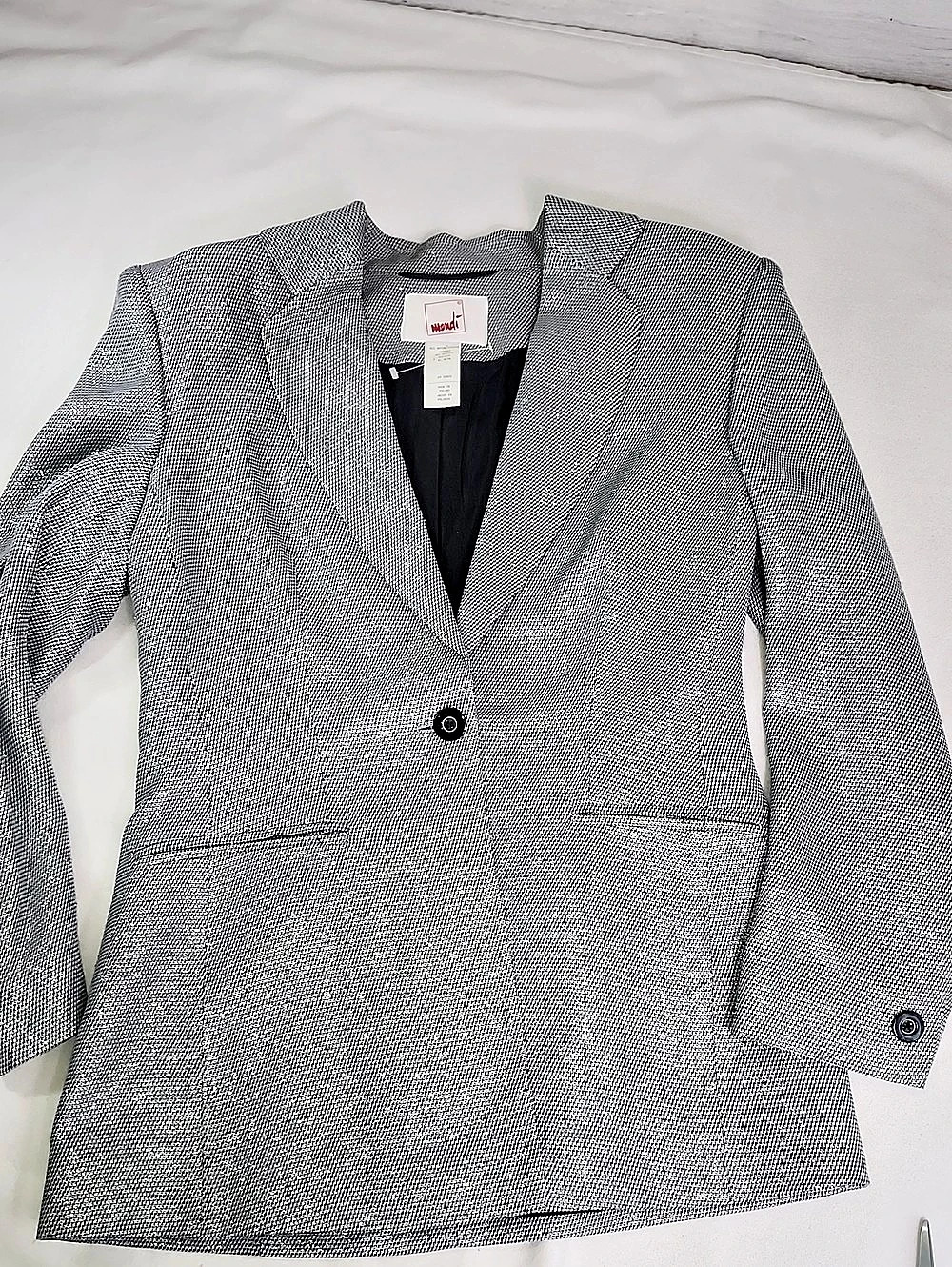 Mondi Houndstooth Blazer in Gray & White Sparkle With Matching Skirt And Pants